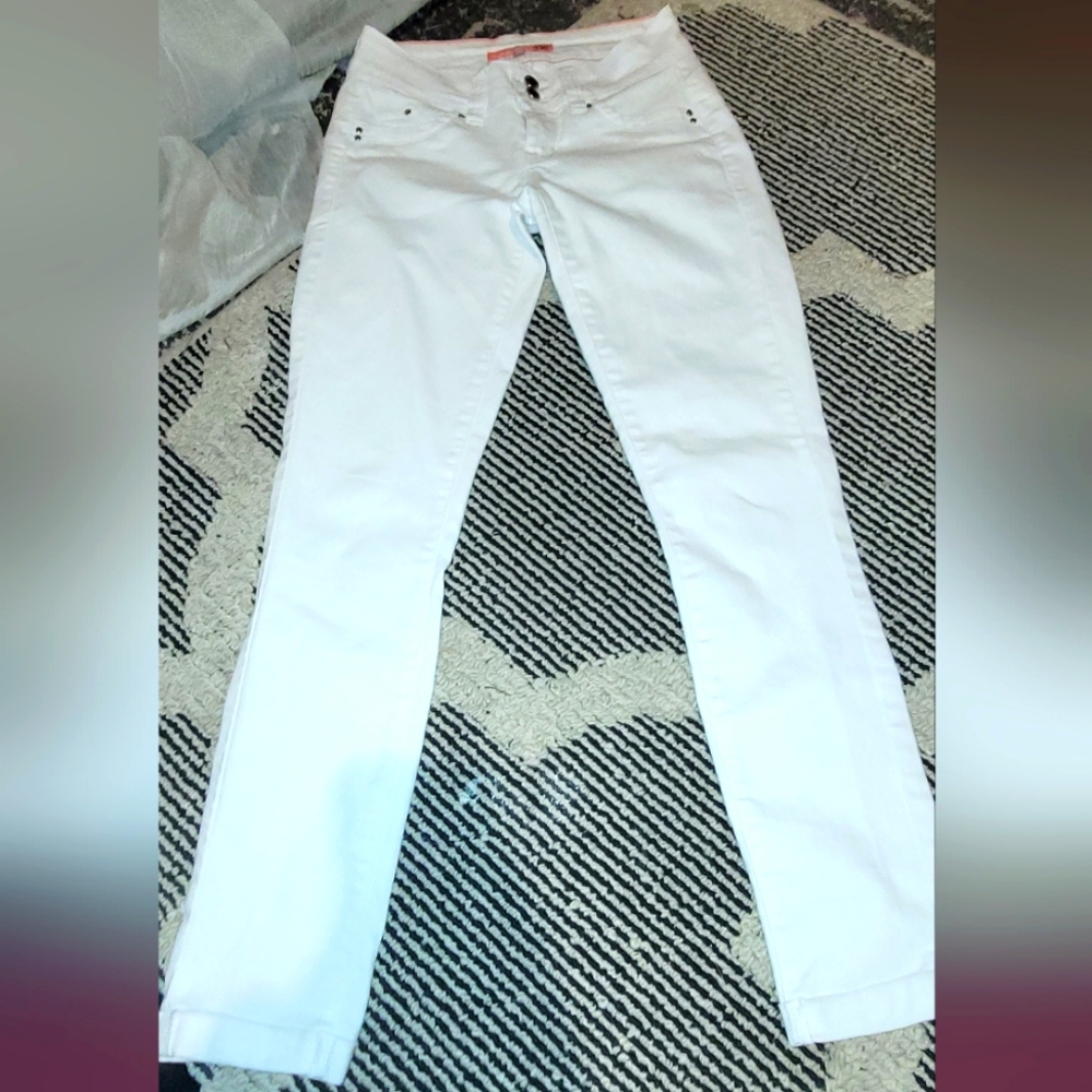 White Skinny Jeans